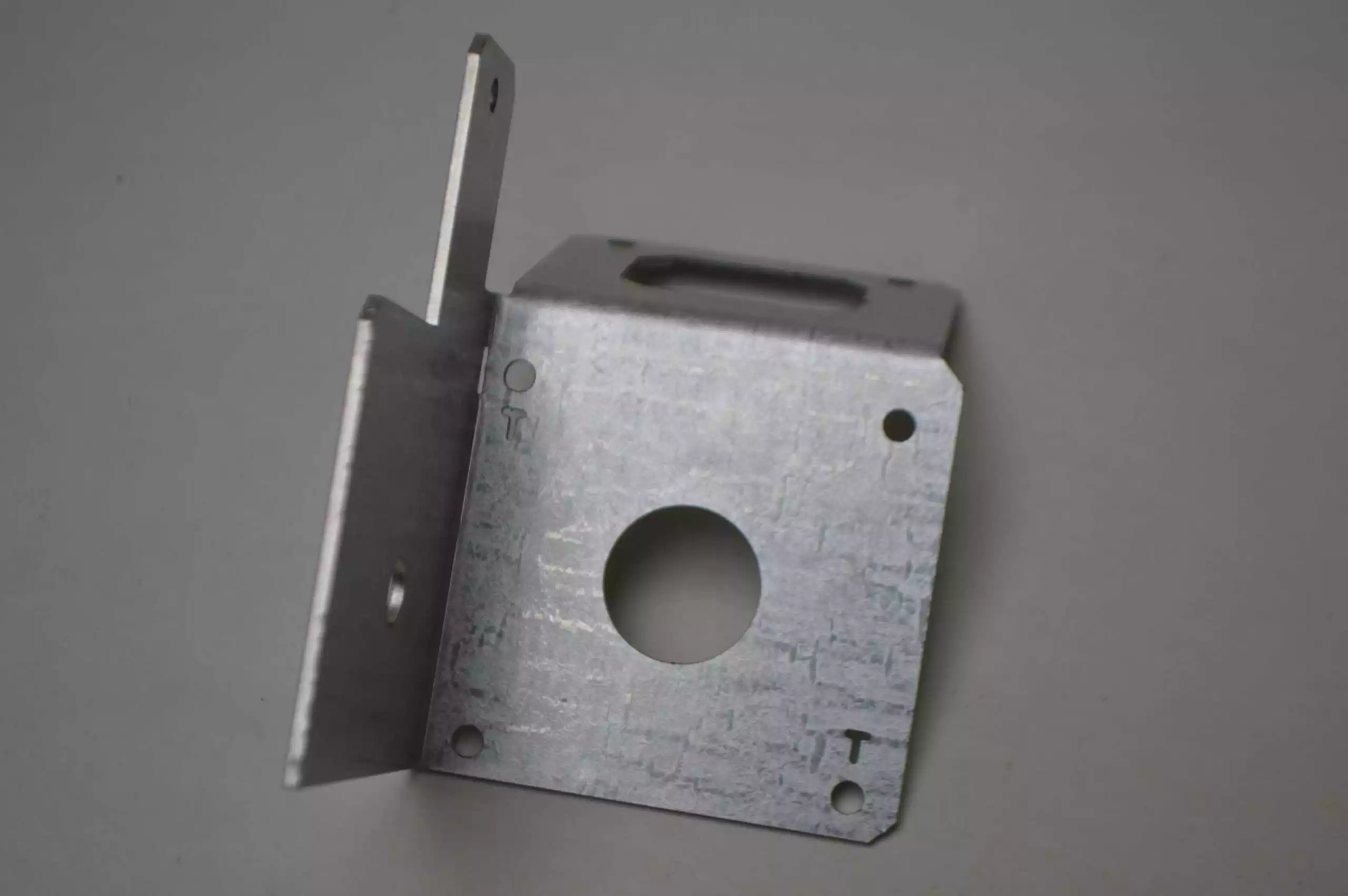 Vue de gauche Support motoréducteur RED/MCZ